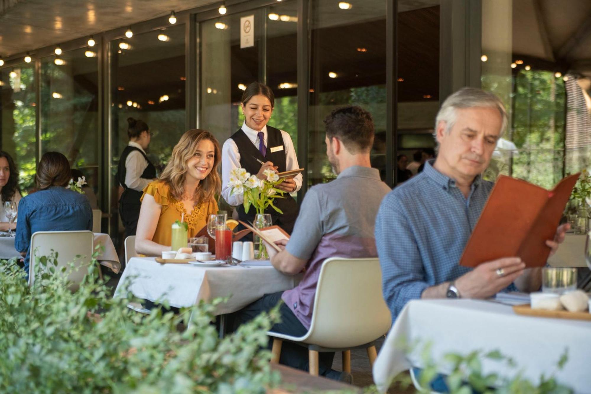 Las Majadas Hotel & Centro De Reuniones 피르케 외부 사진